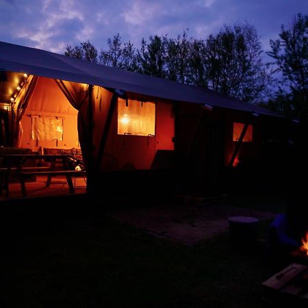 ホテル Glamped - Luxe Camping ヴェストカペレ エクステリア 写真
